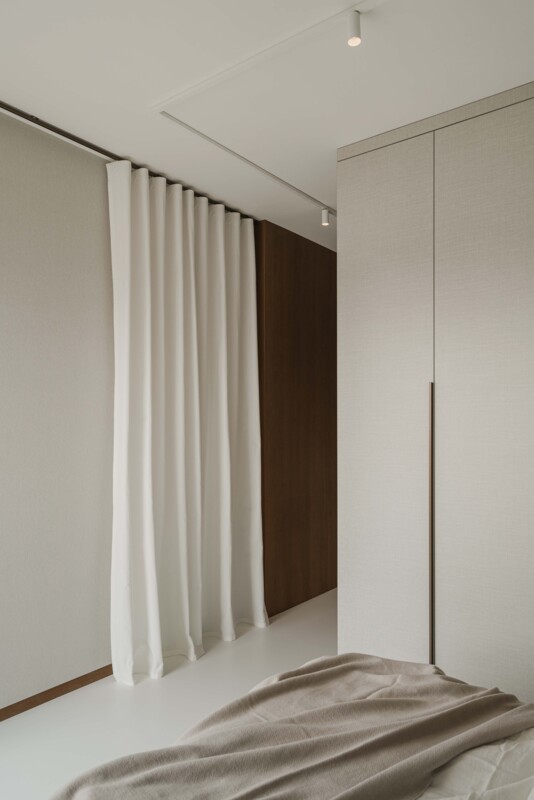 PL-WARSAW_PRIVRES-AA_SMART-TUBE-TRACK-48V_14