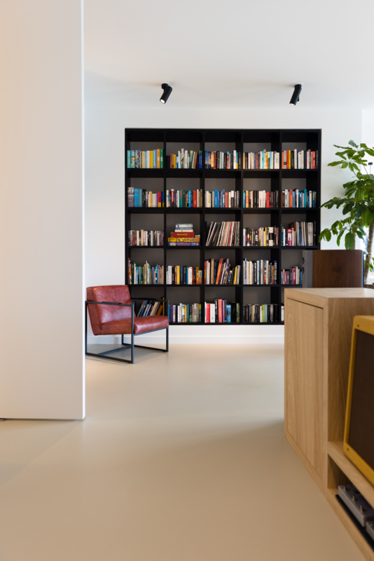 NL-ROTTERDAM_PRIVRES-LITTLE-C_MEDARD-SURF_02