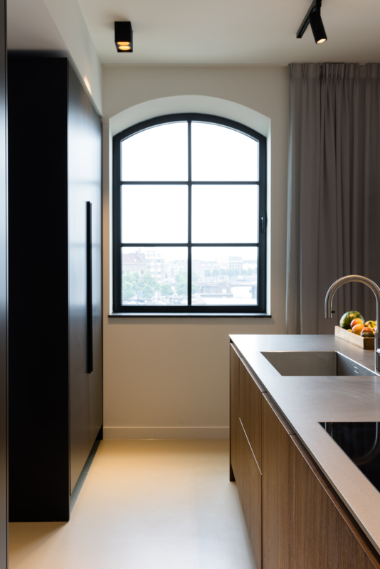 NL-ROTTERDAM_PRIVRES-LITTLE-C_MEDARD-TRACK-230V_SMART-BOX_08