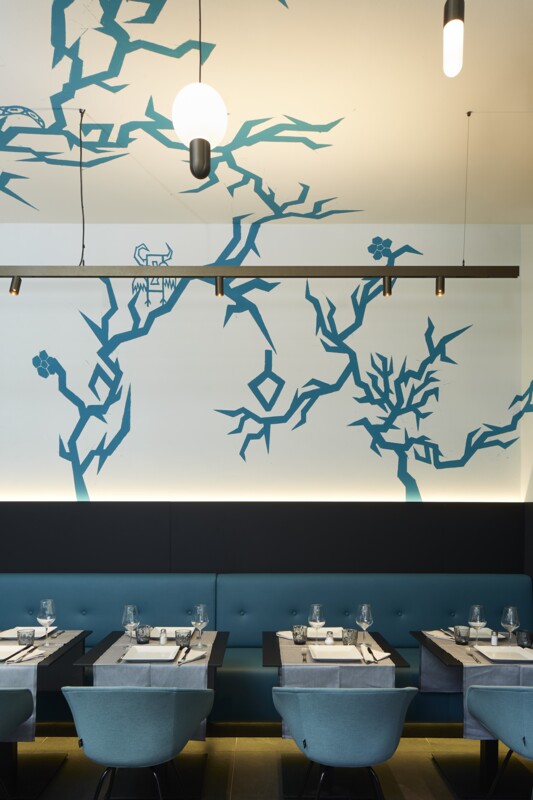 IT-MILAN_DINKY-RISTORANTE_MINUDE-TRACK-48V_PLACEBO-KOMPAS-SUSP_16