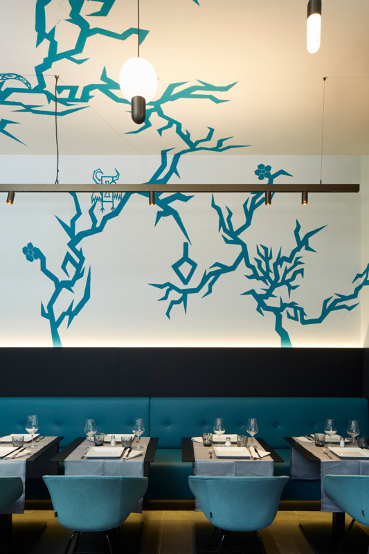 IT-MILAN_DINKY-RISTORANTE_MINUDE-TRACK-48V_PLACEBO-KOMPAS-SUSP_03