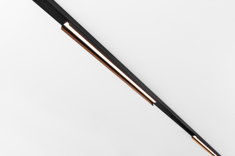 Pista Linear Light Flaps Track 48V