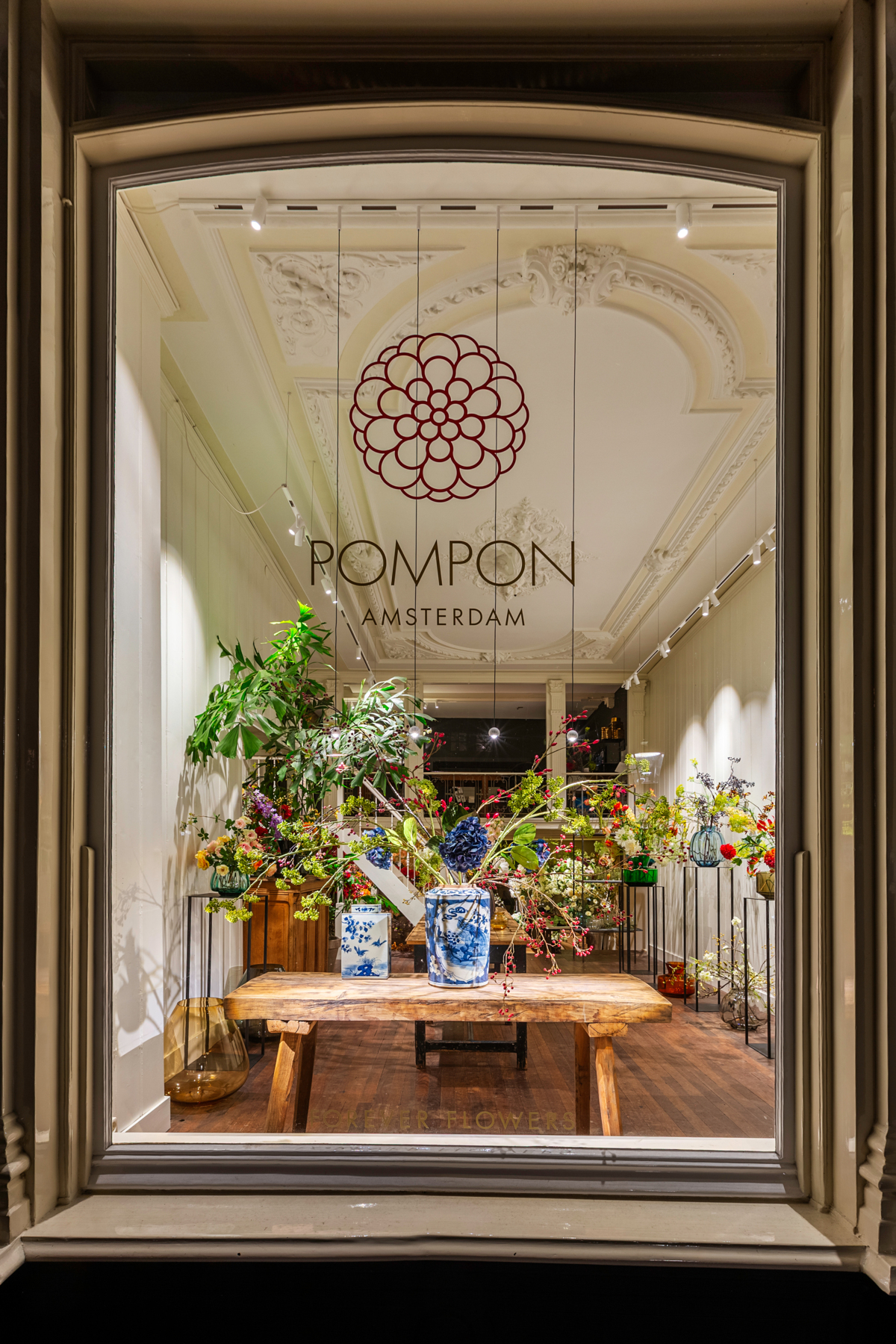 NL-AMSTERDAM_POMPON-FLOWERSHOP_MEDARD-TRACK_MARBULITO_12
