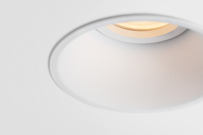 Lotis Round Recessed