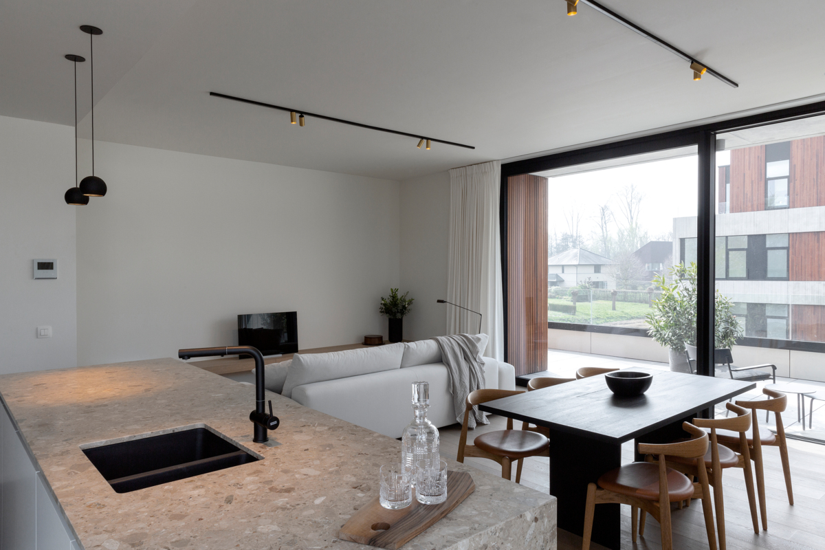 BE-MERELBEKE_PRIVRES-WISSELKOUTER_PISTA-MINUDE_MARBUL-SUSP_21