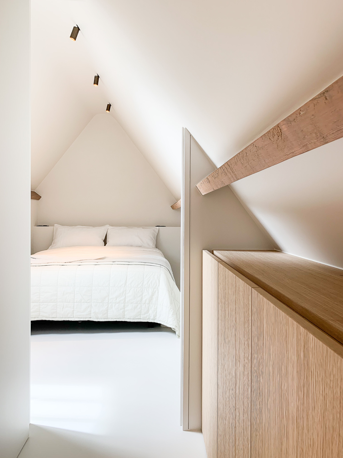 BE-KNOKKE_PRIVRES_MINUDE_18