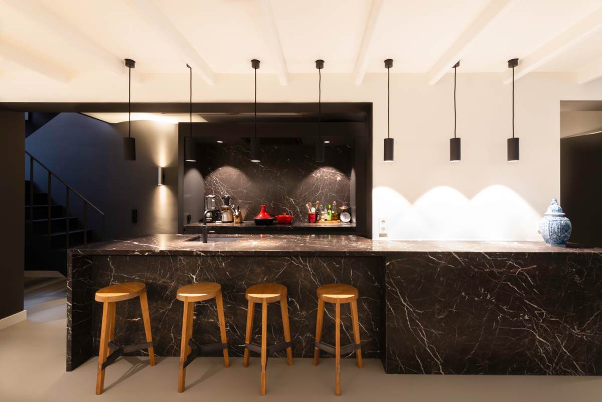 NL-AMSTERDAM_PRIVATE-RESIDENCE-SARPHATIPARK_SMART-SURFACE-TUBED-KUP_08