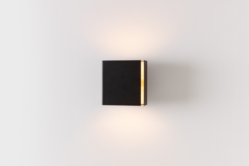 Split Wall | Split | Architectural lighting | Modular Lighting Instruments